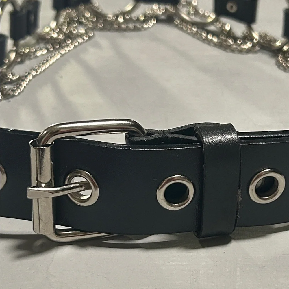Black Leather & Polished Chrome Bondage Style Women’s Belt, Size Small - Picture 4 of 7